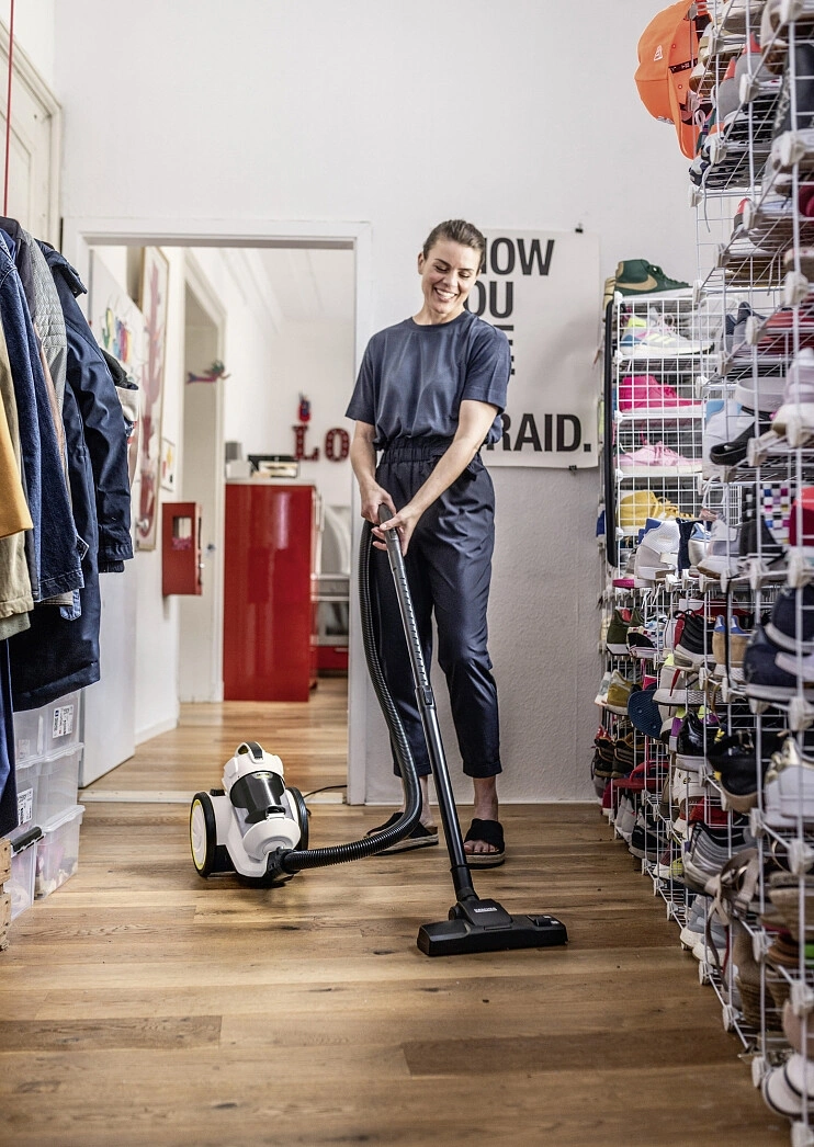 Пылесос Karcher VC 3 (1.198-053.0) original2 Пылесос Karcher VC 3 (1.198-053.0) original2