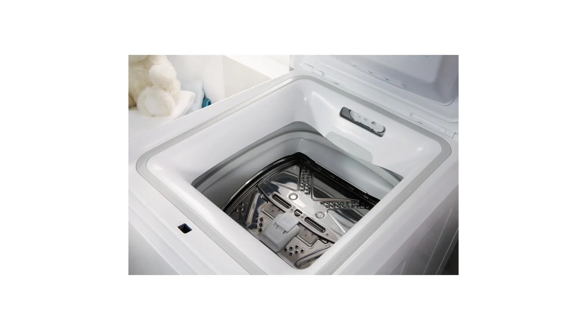 Стиральная машина автоматическая Indesit BTW L50300 PL original7 Стиральная машина автоматическая Indesit BTW L50300 PL original7