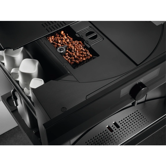 Встраиваемая кофемашина AEG KKK994500T original5 Встраиваемая кофемашина AEG KKK994500T original5