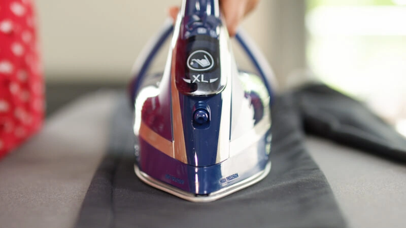 Утюг с паром Tefal Ultragliss Plus FV6840 (FV6840E0) original5 Утюг с паром Tefal Ultragliss Plus FV6840 (FV6840E0) original5