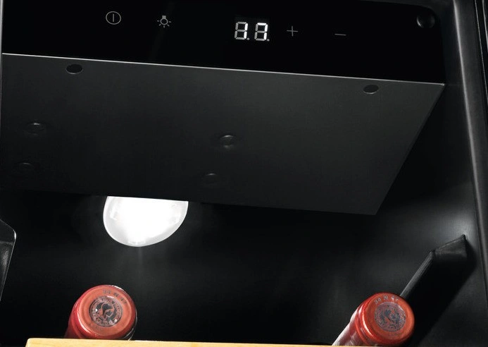 Встраиваемый винный шкаф Electrolux EWUS020B5B original5 Встраиваемый винный шкаф Electrolux EWUS020B5B original5