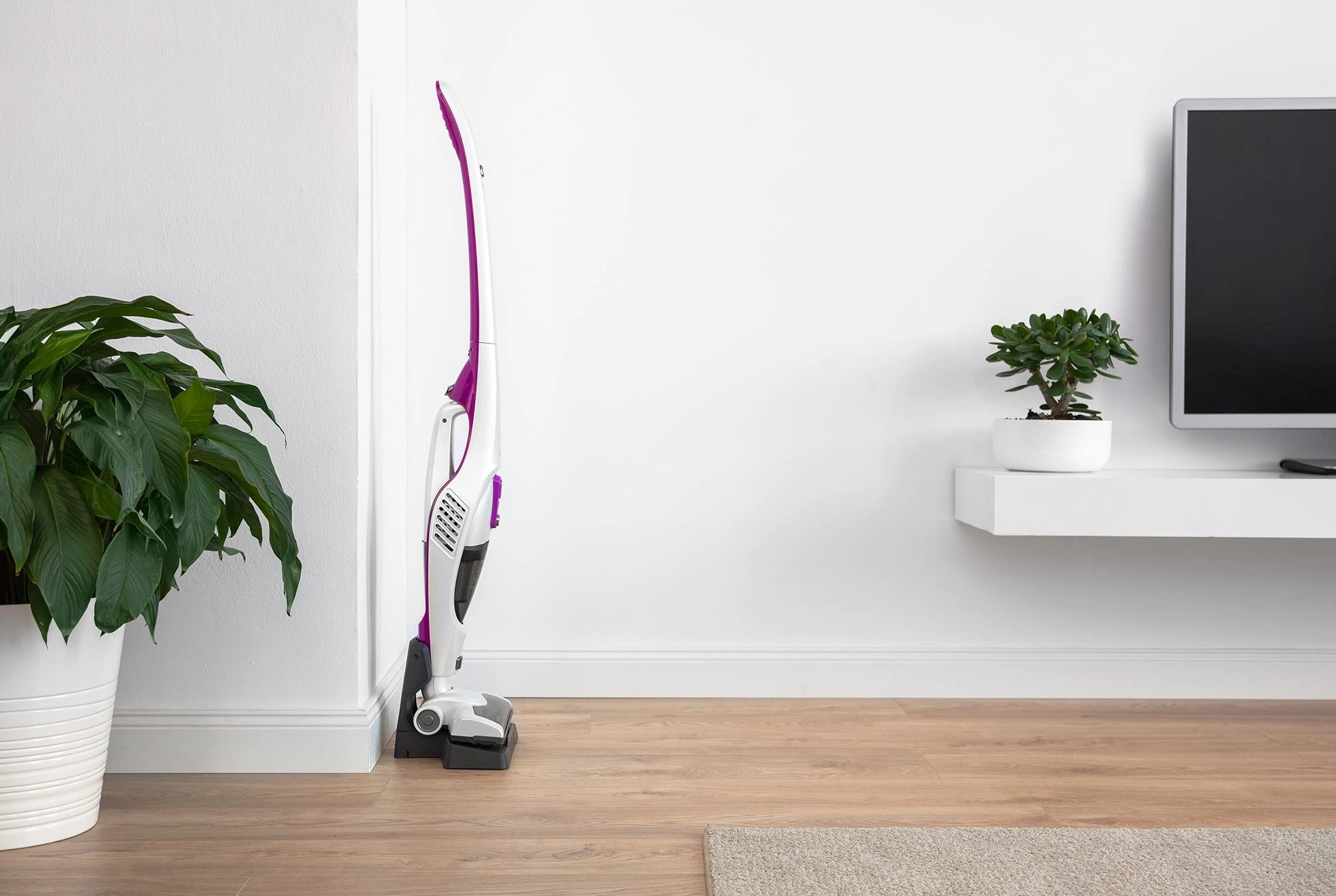 Пылесос беспроводной Sencor SVC7814VT original3 Пылесос беспроводной Sencor SVC7814VT original3