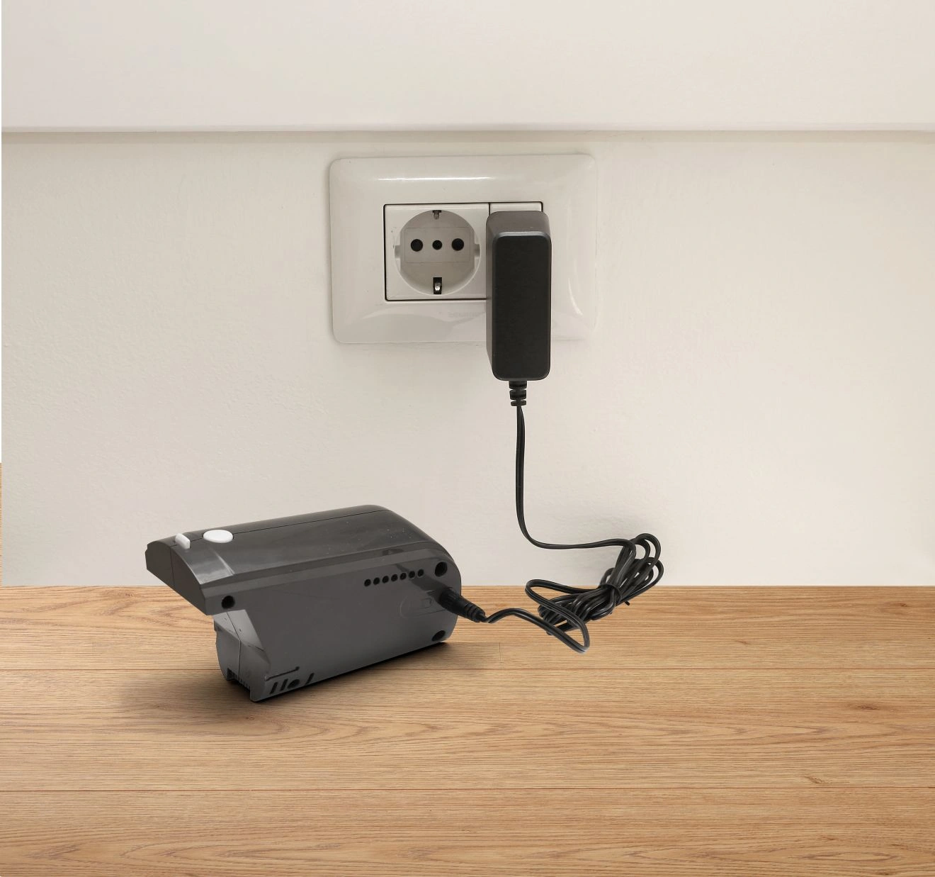 Вертикальный+ручной пылесос (2в1) Gorenje SVC216GFW original8 Вертикальный+ручной пылесос (2в1) Gorenje SVC216GFW original8