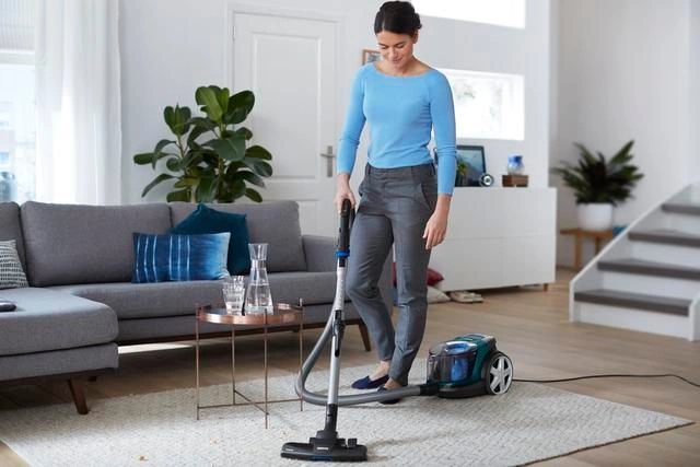 Пылесос Philips PowerPro Compact FC9334/09 original2 Пылесос Philips PowerPro Compact FC9334/09 original2