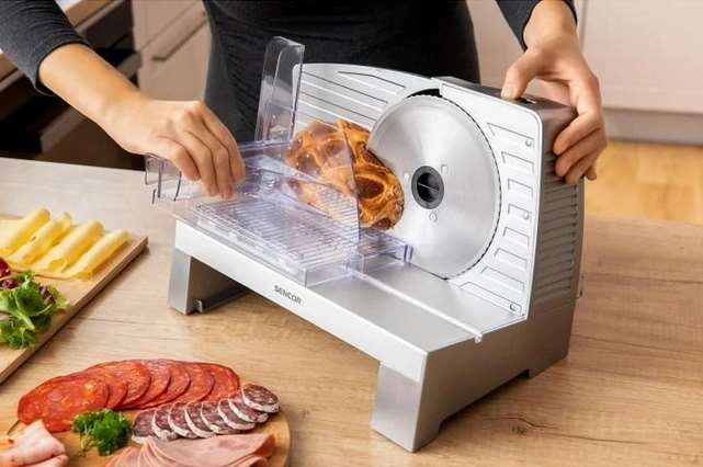 Ломтерезка (слайсер) Sencor SFS 3050SL original5 Ломтерезка (слайсер) Sencor SFS 3050SL original5