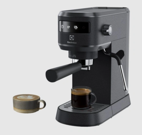 Кофеварка Electrolux Explore 6 E6EC1-6BST original3 Кофеварка Electrolux Explore 6 E6EC1-6BST original3