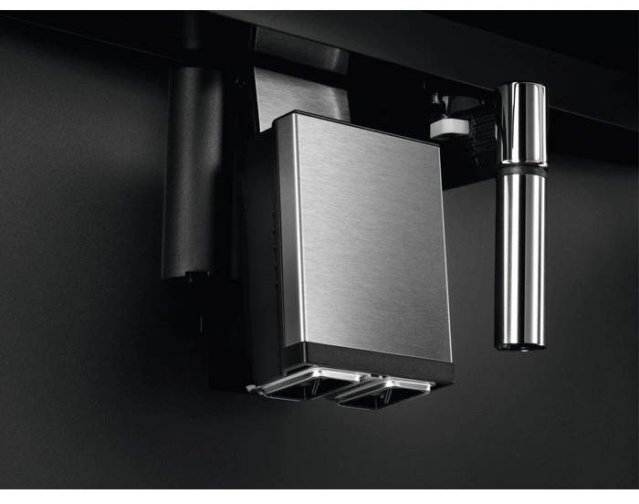 Вбудована кавомашина Electrolux KBC85T original7 Вбудована кавомашина Electrolux KBC85T original7